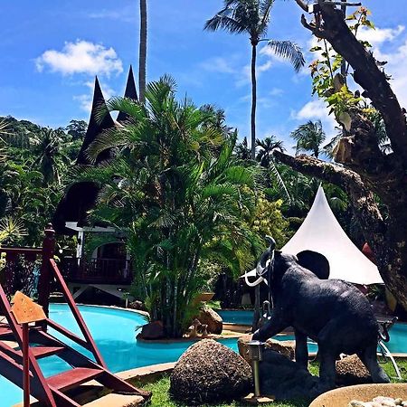 Coco Palace Resort Nai Harn Extérieur photo