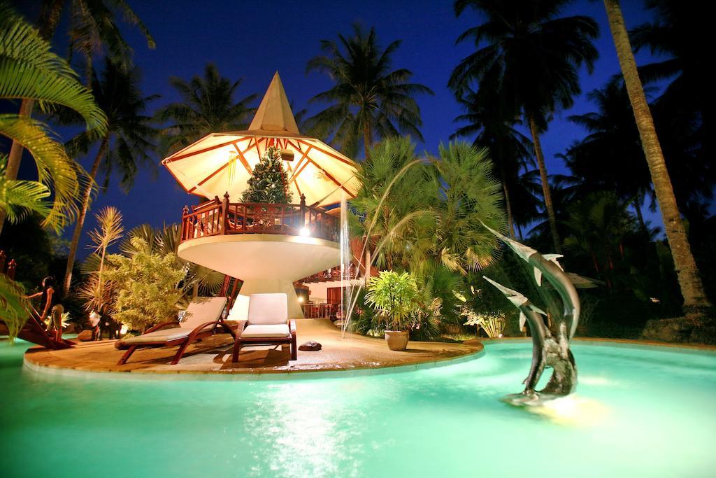 Coco Palace Resort Nai Harn Extérieur photo