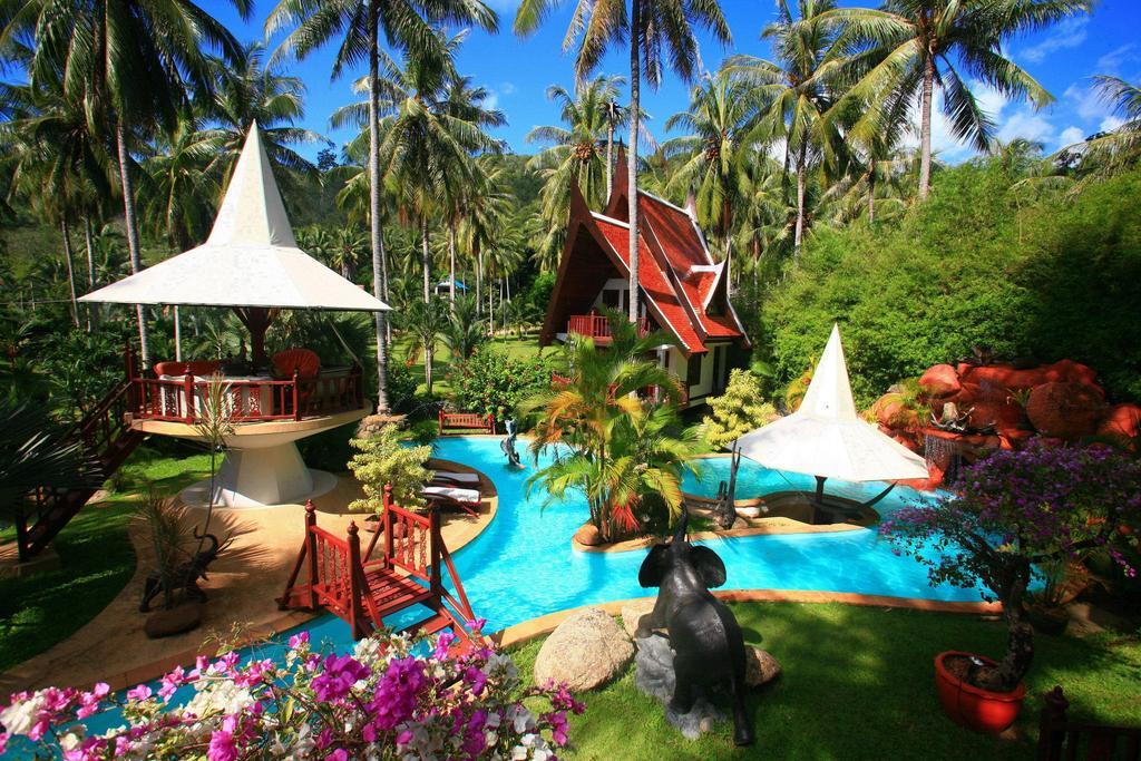 Coco Palace Resort Nai Harn Extérieur photo